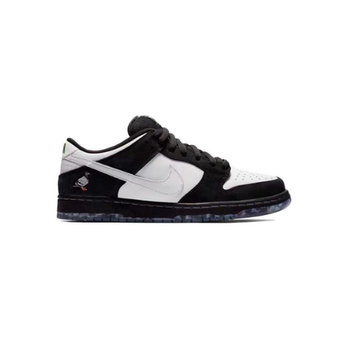 NIKE Sb Dunk Low Pro Og Qs Panda Pigeon Black